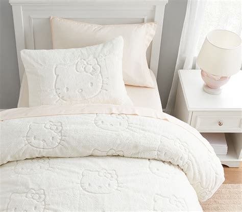 Hello kitty magical faux fur quilt from pottery barn